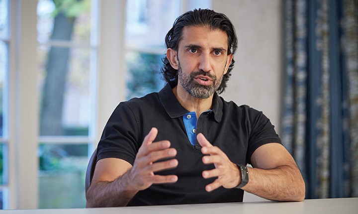 Aki Hussain