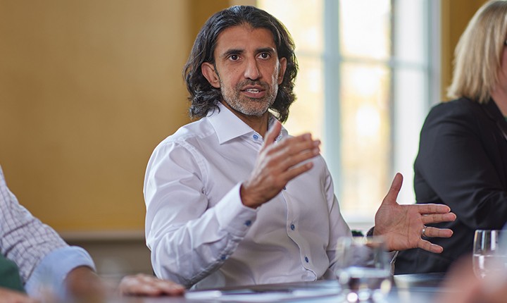 Aki Hussain